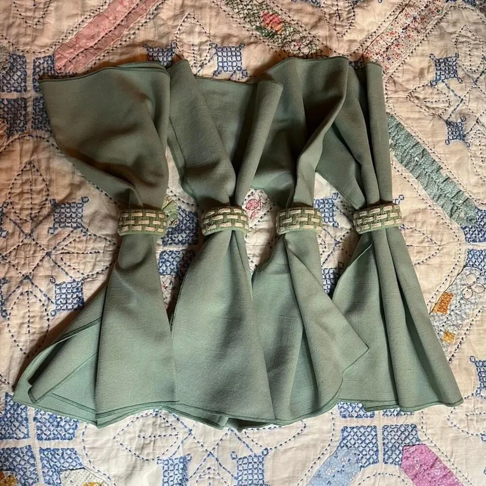 VTG Green Napkins and Plaid Napkin Holders Set of 4